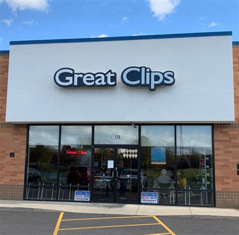 Great clips fairborn - Great Clips Fairborn, OH, United States Found in: Jobget US C2 - 18 minutes ago Apply. Description . Join a locally owned Great Clips salon, the world's largest salon brand, and be one of the GREATS Whether you're new to the industry or have years behind the opportunities await. We are growing again Looking for caring and positive …